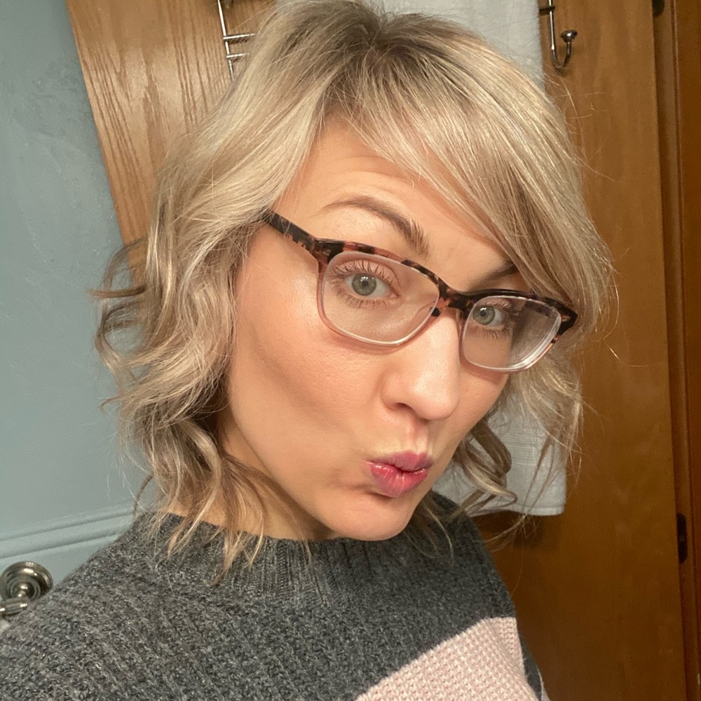 Meet your Posher, Janlaine